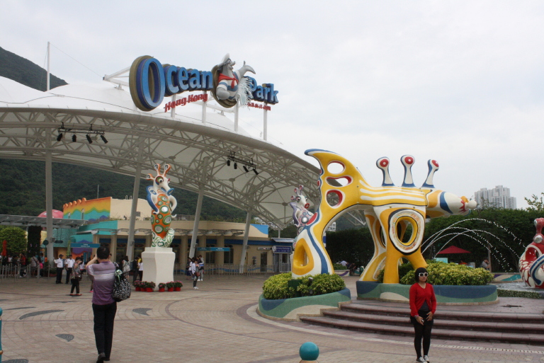 提问!请问从广州坐车到香港要准备什么材料?港