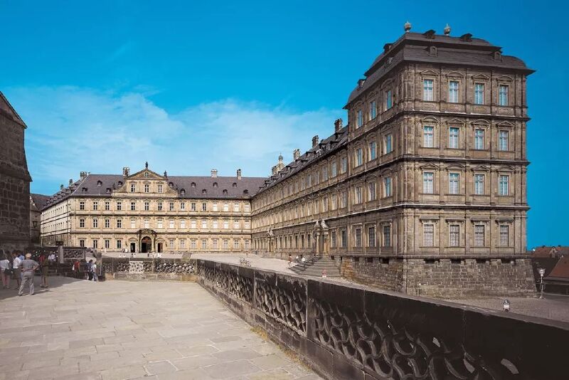 (little venice)和新主教宫(new residence)及其巴洛克风格的玫瑰园