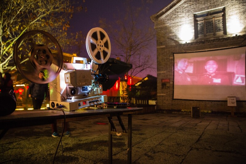 【露天老电影】