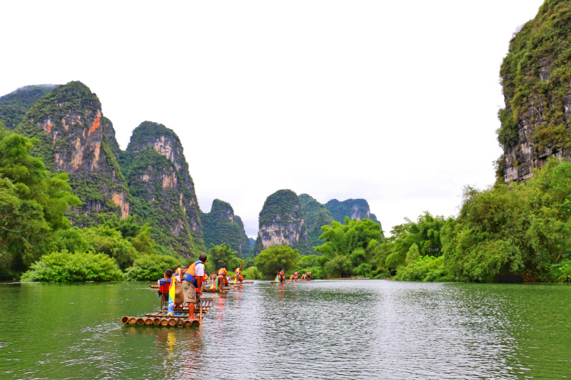        阳朔遇龙河