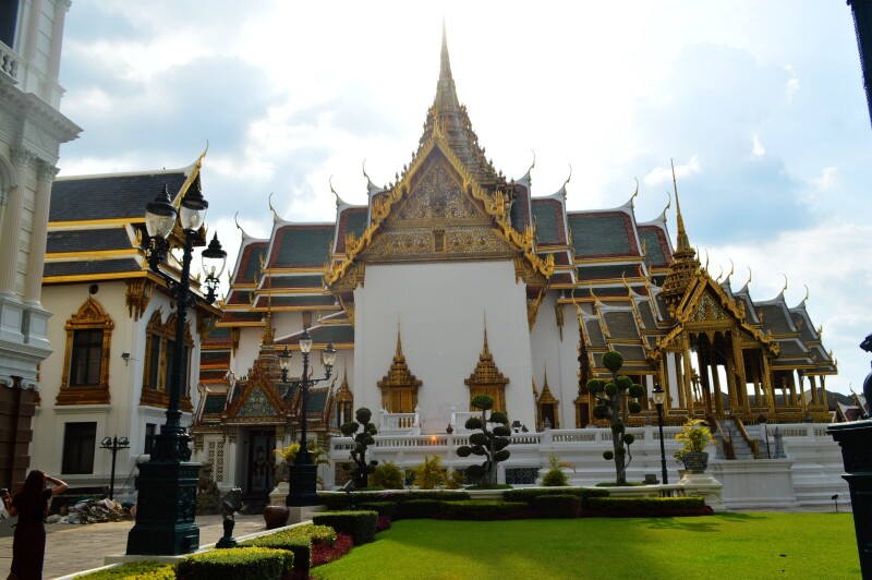 是国王召见国宾的,建造风格是意大利文艺复兴时期的风格加泰式的屋顶