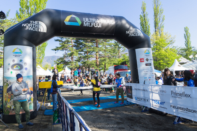 在富士山,与满眼繁花的一期一会——mt. fuji 天天见