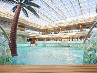 上海吴淞口国际邮轮港