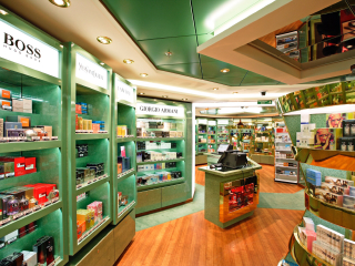 上海吴淞口国际邮轮港