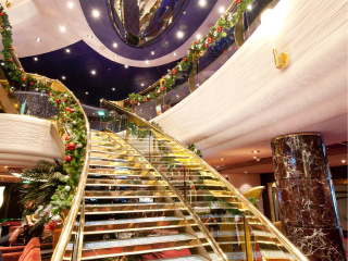 上海吴淞口国际邮轮港