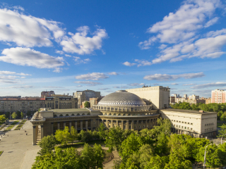 新西伯利亚歌剧舞剧院