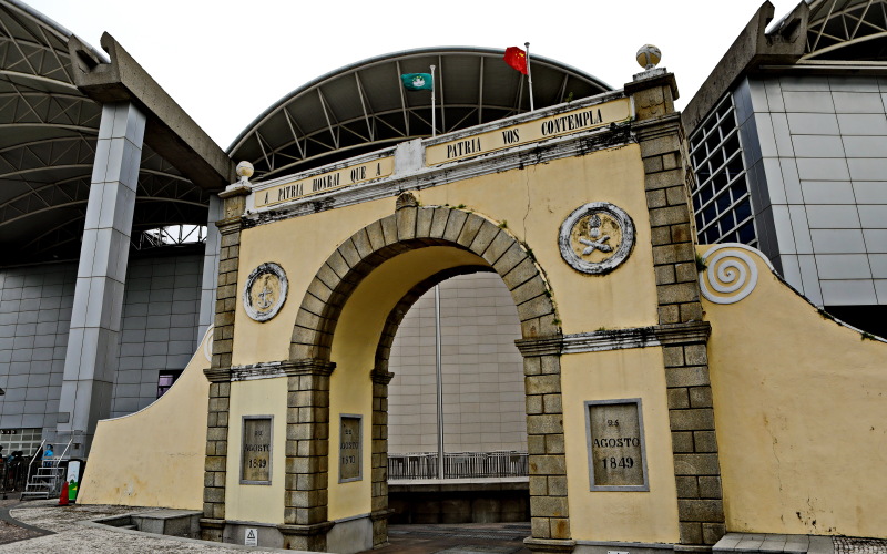 澳门关闸边检大楼