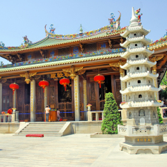 China Xiamen Nanputuo temple