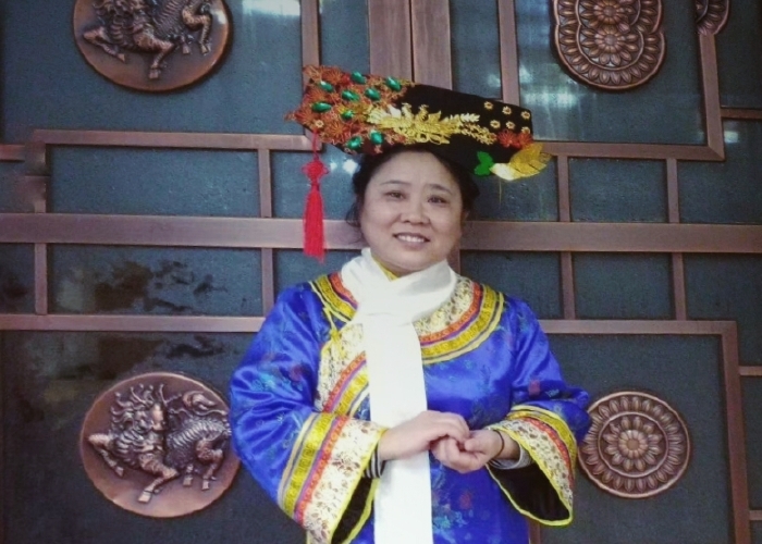      格格给您请安了