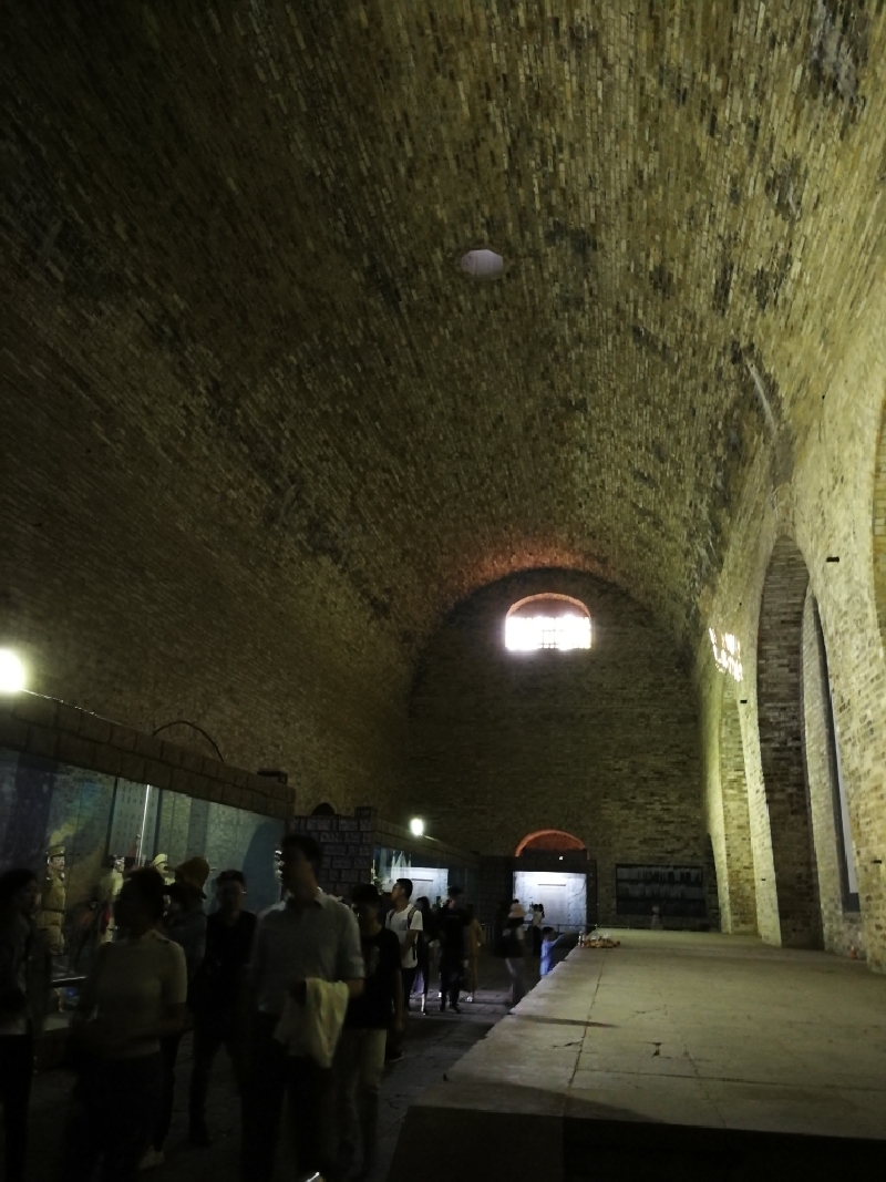 无梁殿是江苏省文物保护单位,现在殿内是辛亥革命蜡像馆.