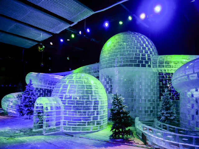  三清山-篁岭3日游>含篁岭冰雪馆门票,一大带一小,儿童可免篁岭门票及