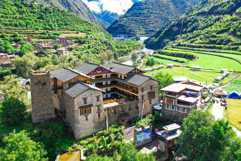 卓克基土司官寨