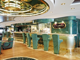 上海吴淞口国际邮轮港