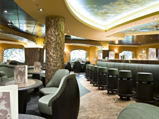 上海吴淞口国际邮轮港