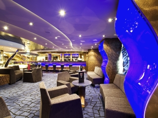 上海吴淞口国际邮轮港