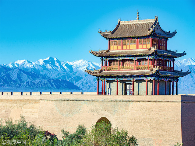  蘭州-青海湖-塔爾寺-張掖七彩丹霞-嘉峪關城樓-敦煌雙飛6日遊>2人起