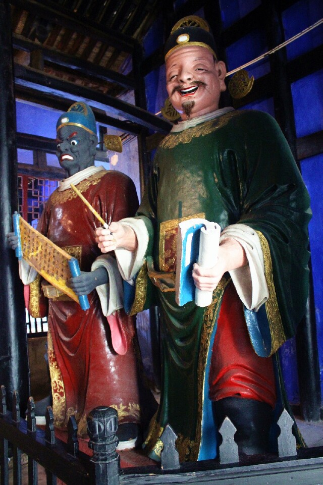 的便是鬼王,日游,夜游,无常,牛头,马面,豹尾,鸟嘴,鱼鳃,黄蜂十大鬼差