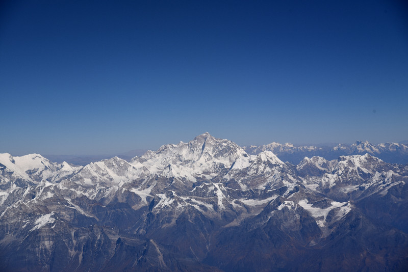 航拍喜马拉雅山脉珠峰