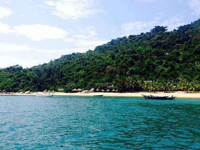 越南岘港双飞3晚5天 东航直飞+含落地签+全程