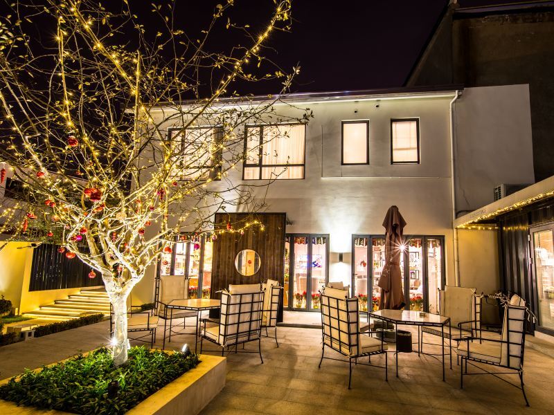 馨庐民宿麻雀变凤凰这家民宿光凭简历都必须要住