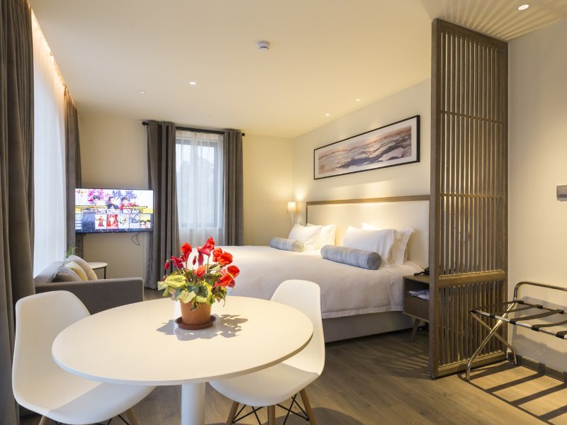 馨庐民宿麻雀变凤凰这家民宿光凭简历都必须要住