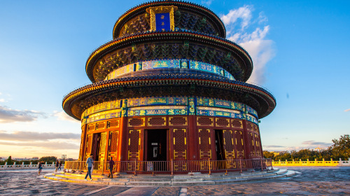  北京尾货当地参团5日游>商务爆款一价全含,观升旗仪式,坐三轮游胡同