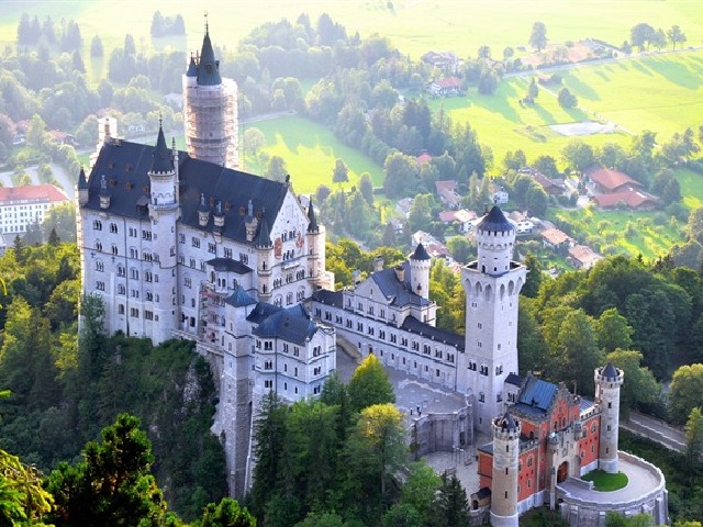 德法瑞意+荷兰9晚12日游 中国国际航空\/法签 新