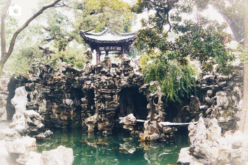 个园                     夏山