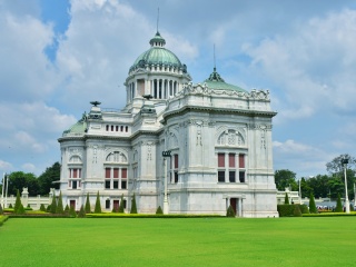 阿南达沙玛空皇家御会馆