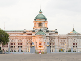 阿南达沙玛空皇家御会馆