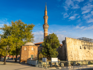 哈吉拜拉姆清真寺