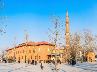 哈吉拜拉姆清真寺