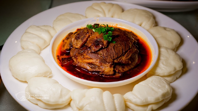 甘肃第一餐在永靖县品尝了一些地方菜式老汤酱香牛腱