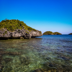 Clear Water At One Hundred Islands in Philippines