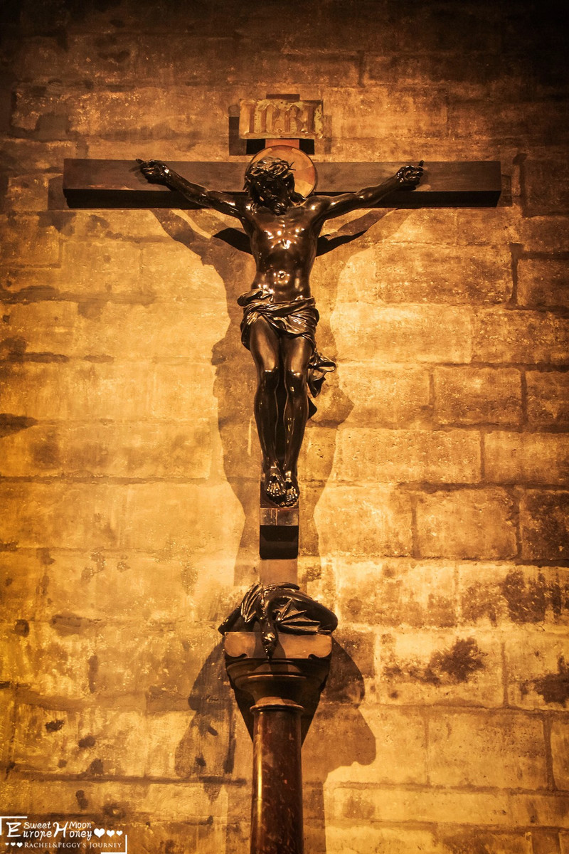 耶稣教堂十字架图片