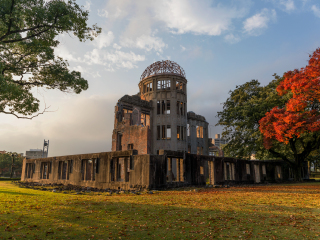 原子弹爆炸圆顶屋