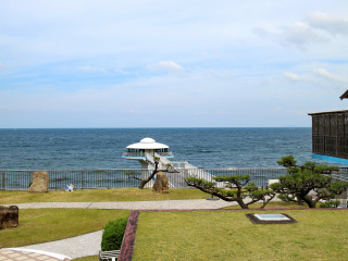 白浜海中展望塔