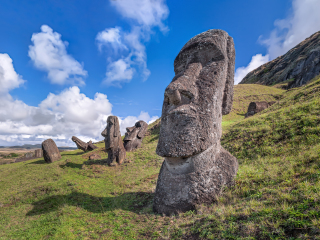 拉诺·拉拉库采石场