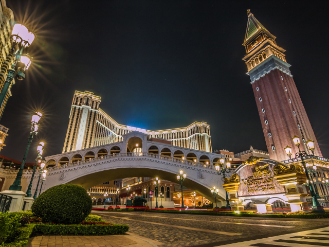  美国东西海岸 黄石公园 羚羊彩穴16-17日游>途牛自