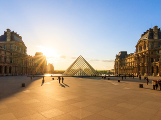 卢浮宫