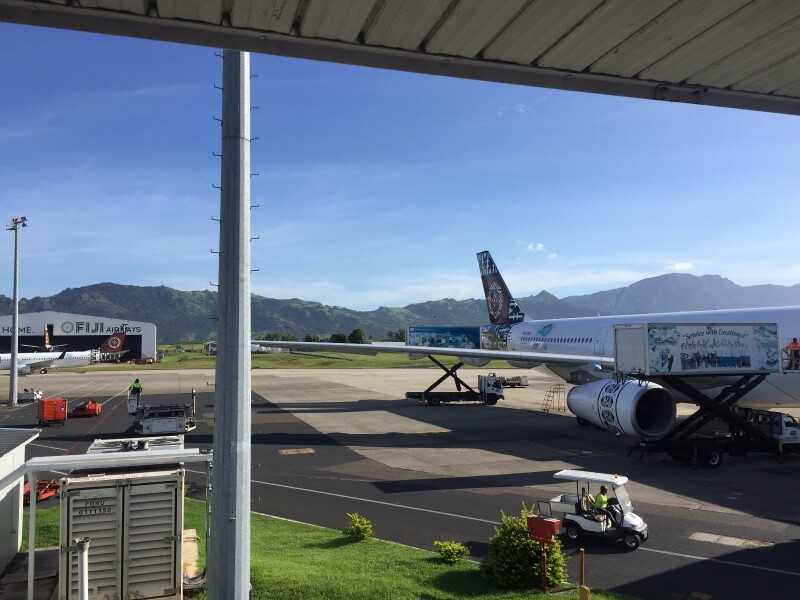 斐济的楠迪机场,据说是附近的国家中最大的了.