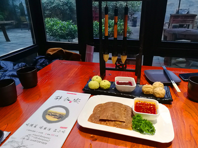 西安美食探店，三家火锅店让你领略古城魅力