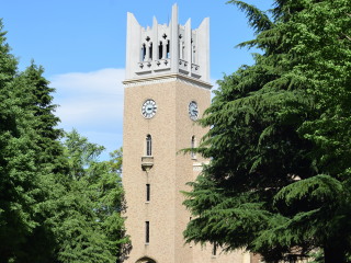 早稻田大学
