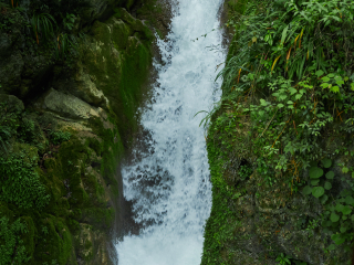 贵州黔西南双乳峰景区