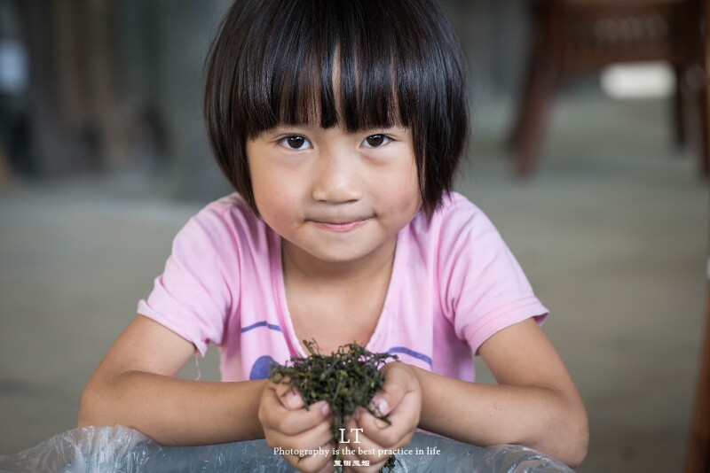 "软糯稚嫩的童音击中了我内心最柔软的地方.