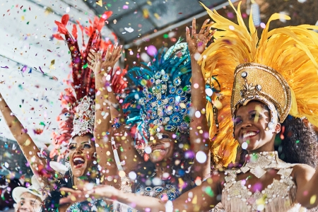 <月亮女神号-南极+巴西狂欢节+阿根廷+乌拉圭+智利+秘鲁30日>早鸟优惠5000，北上广出发，有机会登陆长城站，船上免费WiFi