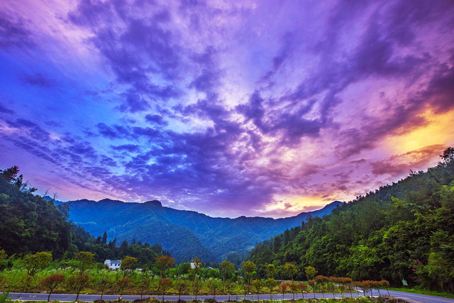 西黄山藏着一块圣地,景色绮丽,值得一去再去