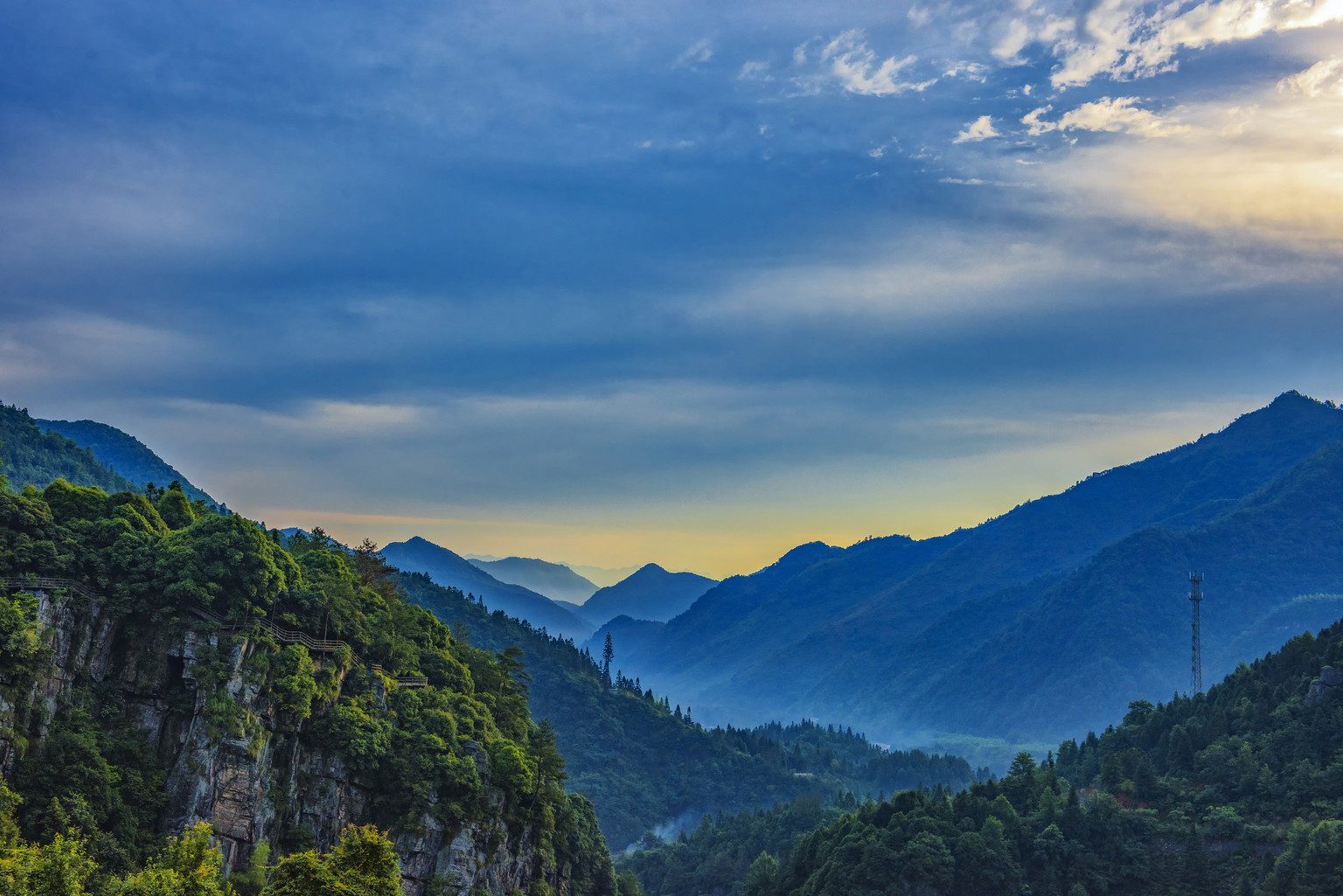 西黄山藏着一块圣地,景色绮丽,值得一去再去