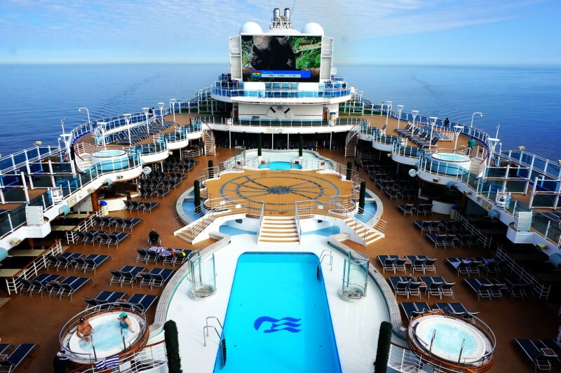 邮轮旗下的帝王级邮轮,2014年下水,是2013年下水的皇家公主号的姐妹船