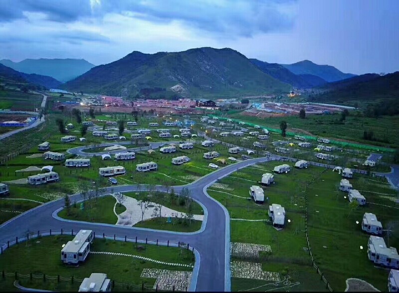 海坨山房车体验